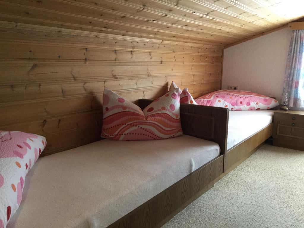 Haus Bergheimat Apartman Kappl  Szoba fotó